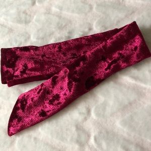 Velvet Crush Choker